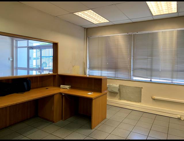 2,785M² WAREHOUSE TO LET IN PAROW INDUSTRIAL
